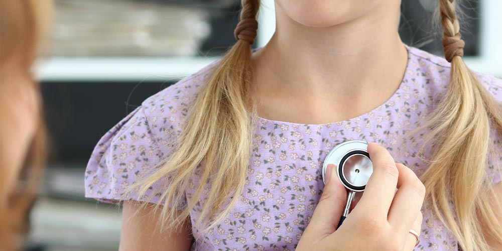 Четыре способа подготовить ребенка к посещению врача