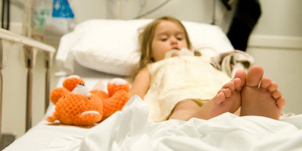 Незвичайний сплеск тридемії серед дітей: одночасно грип, COVID-19 та РСВ