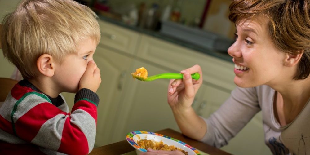 Чим нагодувати дитину під час застуди?