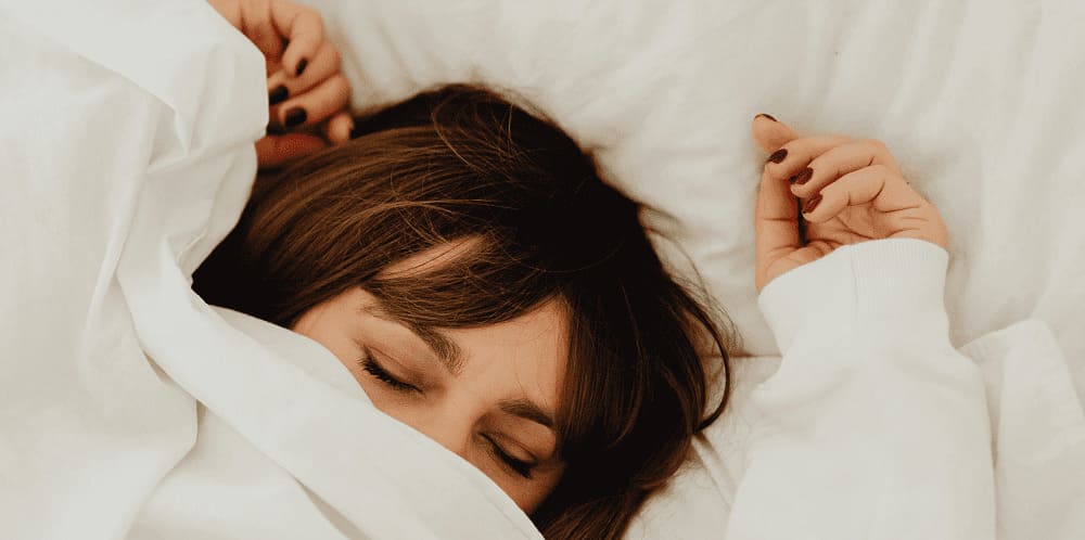 Природна стратегія: чому під час хвороби хочеться спати?